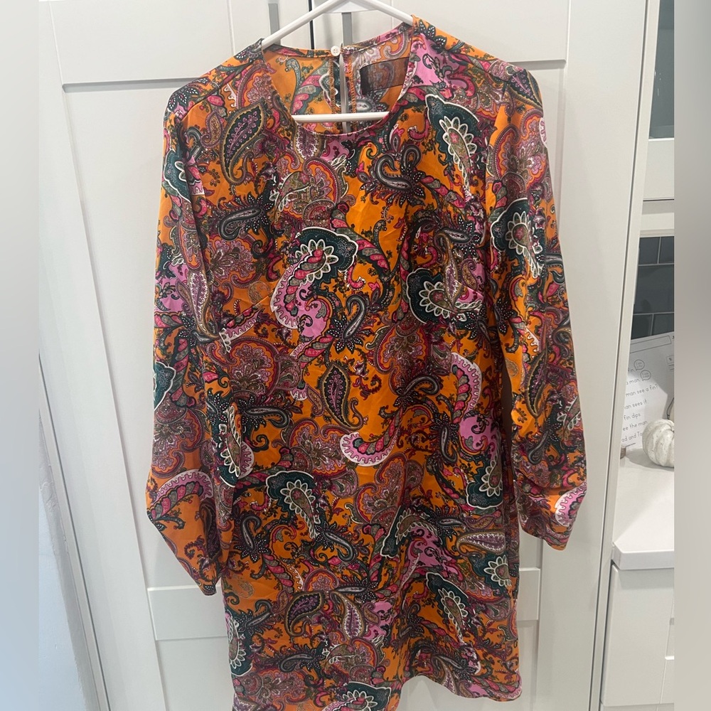 Code mode dress size medium
